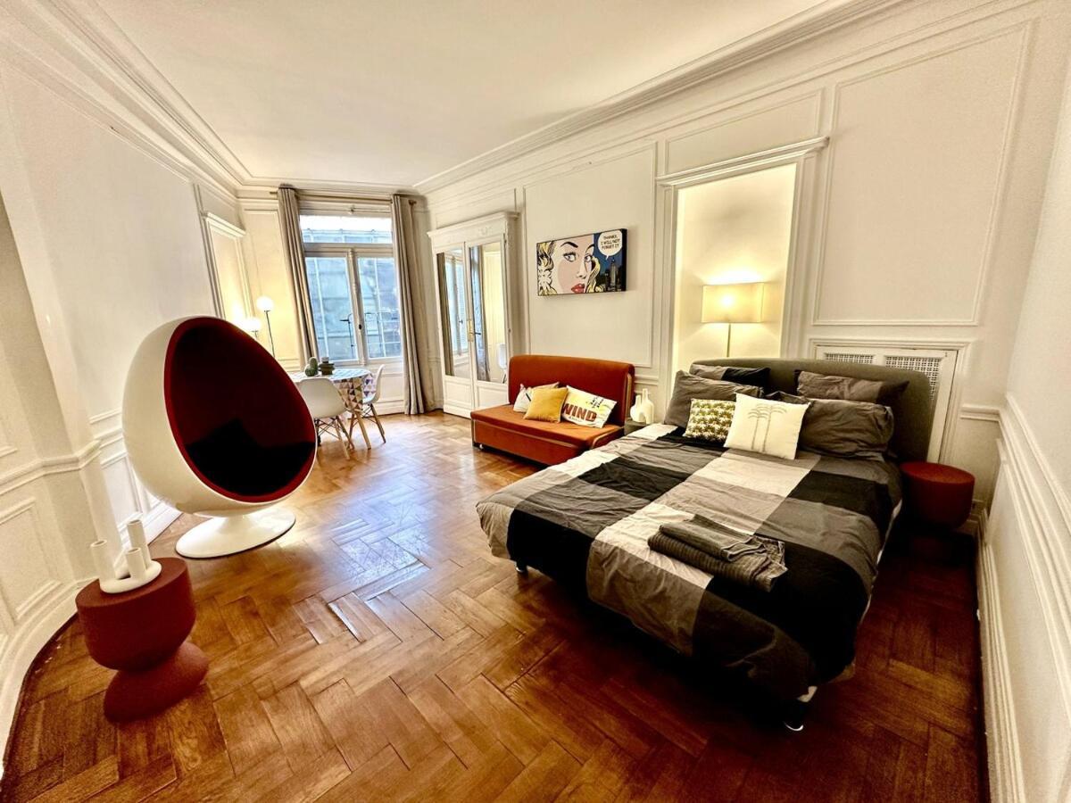 A Luxurious Apartment With Ac On Promenade Des Anglais Ницца Экстерьер фото